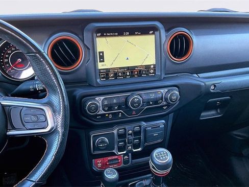Used 2021 Jeep Gladiator Mojave image 10