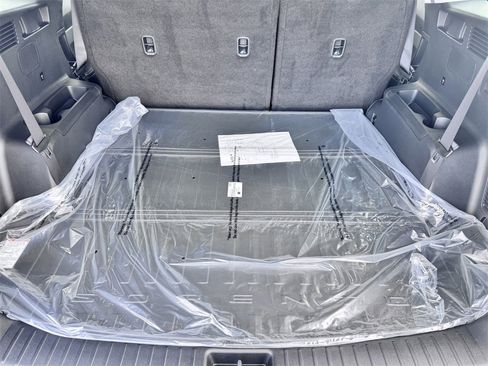 New 2026 Kia Sorento LX image 12