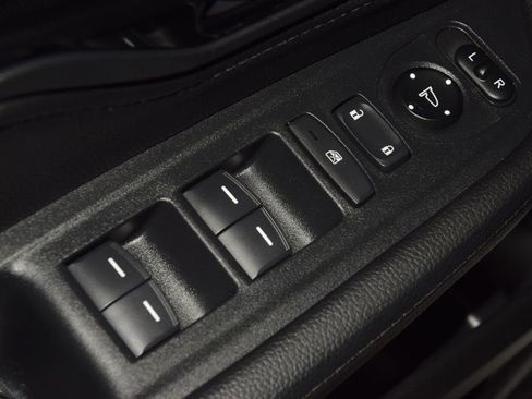 Used 2024 Honda Odyssey Touring image 40