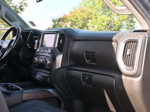Used 2022 GMC Sierra 1500 Denali w/ Denali Premium Package AWD/4WD image 24