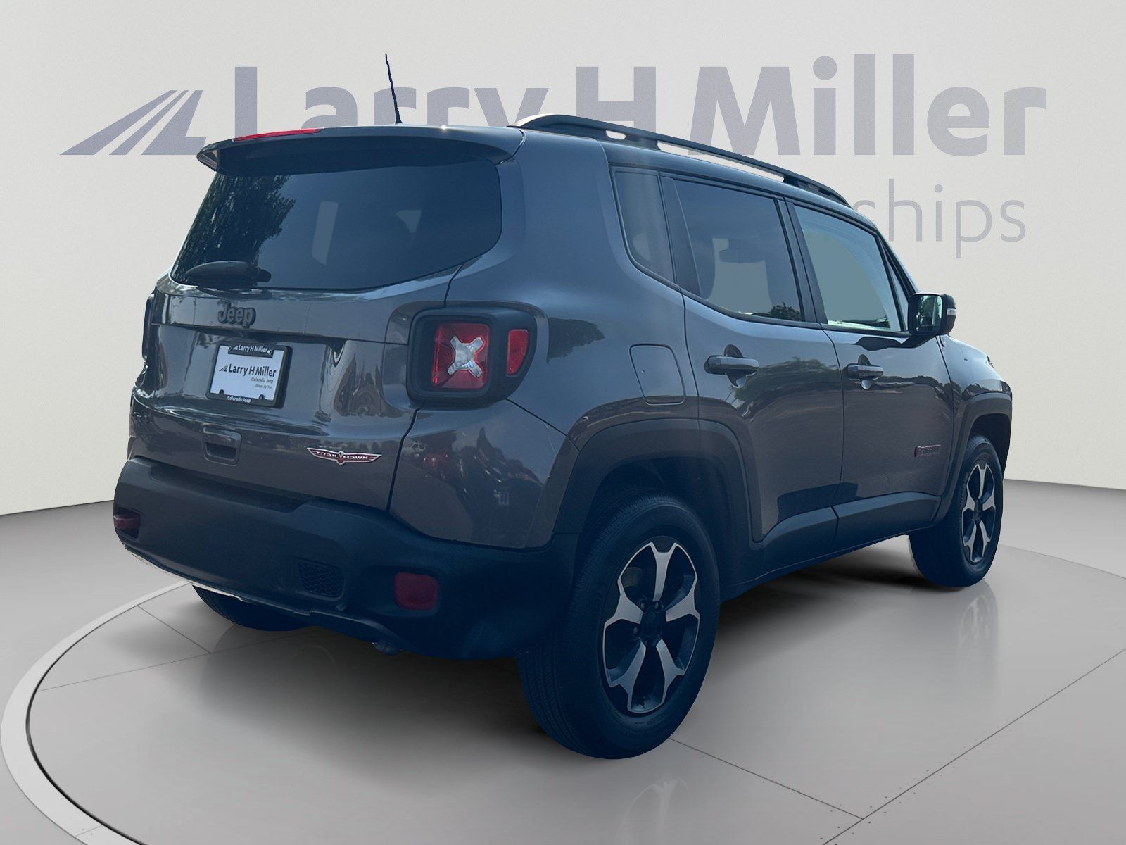 Used 2019 Jeep Renegade Trailhawk w/ Cold Weather Group II AWD/4WD image 5