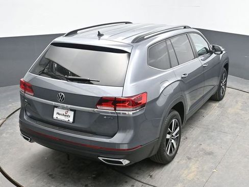 Used 2023 Volkswagen Atlas SE image 24