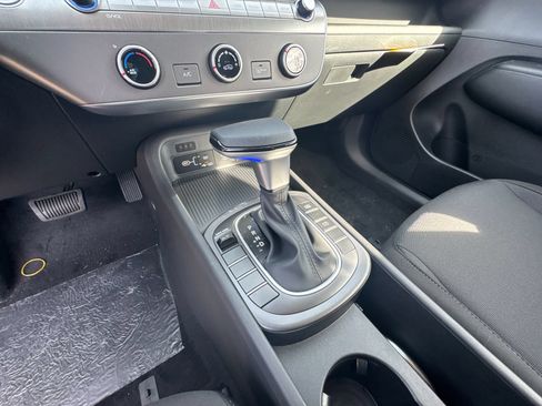 Used 2026 Hyundai Kona SE FWD image 30