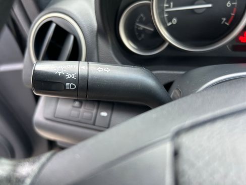 Used 2013 MAZDA MAZDA6 i Sport image 21