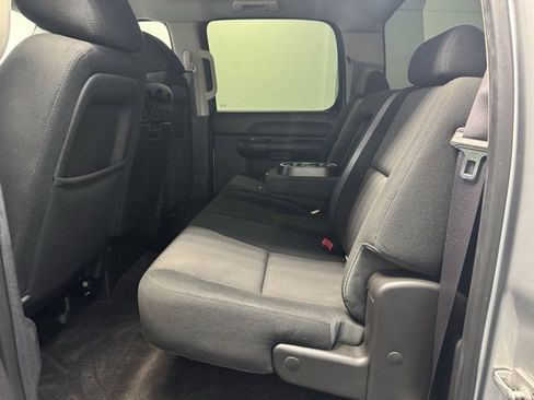 Used 2014 GMC Sierra 2500 SLE w/ HD SLE Premium Package image 28