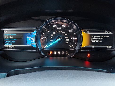 Used 2017 Ford Explorer XLT w/ Equipment Group 202A image 23