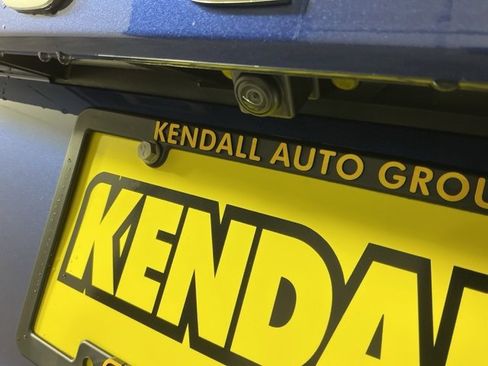 Used 2023 Nissan Rogue SV image 9