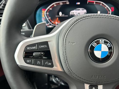 Used 2025 BMW X4 xDrive30i w/ M Sport Package AWD/4WD image 19