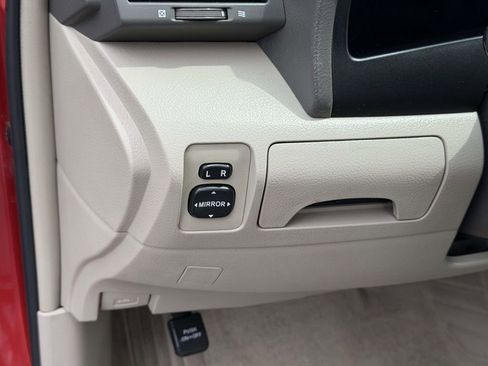 Used 2009 Toyota Camry LE image 17