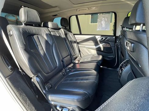 Used 2020 BMW X7 xDrive40i image 39