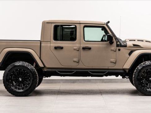 Used 2020 Jeep Gladiator Sport w/ Quick Order Package 24S AWD/4WD image 7