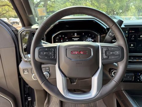 Used 2025 GMC Sierra 3500 SLT w/ Texas SLT Premium Package AWD/4WD image 12