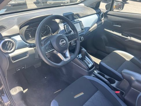 Used 2025 Nissan Versa SV FWD image 23