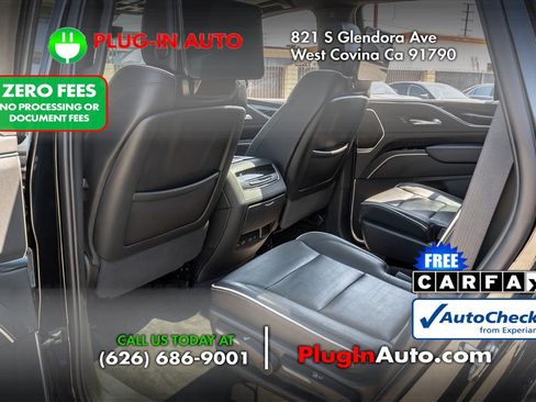 Used 2023 Cadillac Escalade Sport w/ Touring Package AWD/4WD image 8