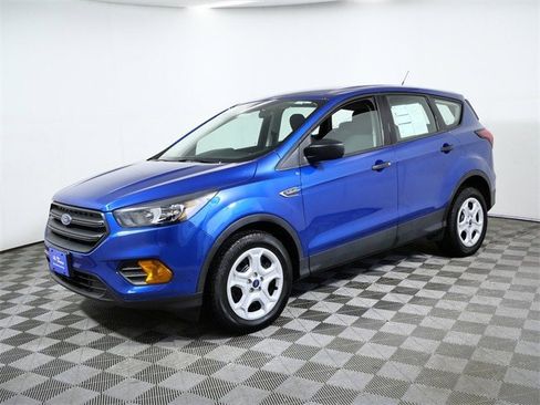 Certified 2019 Ford Escape S image 5