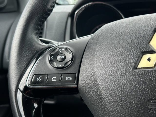 Used 2017 Mitsubishi Outlander Sport SE FWD image 32