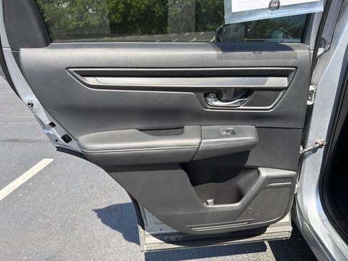 Certified 2025 Honda CR-V EX image 19