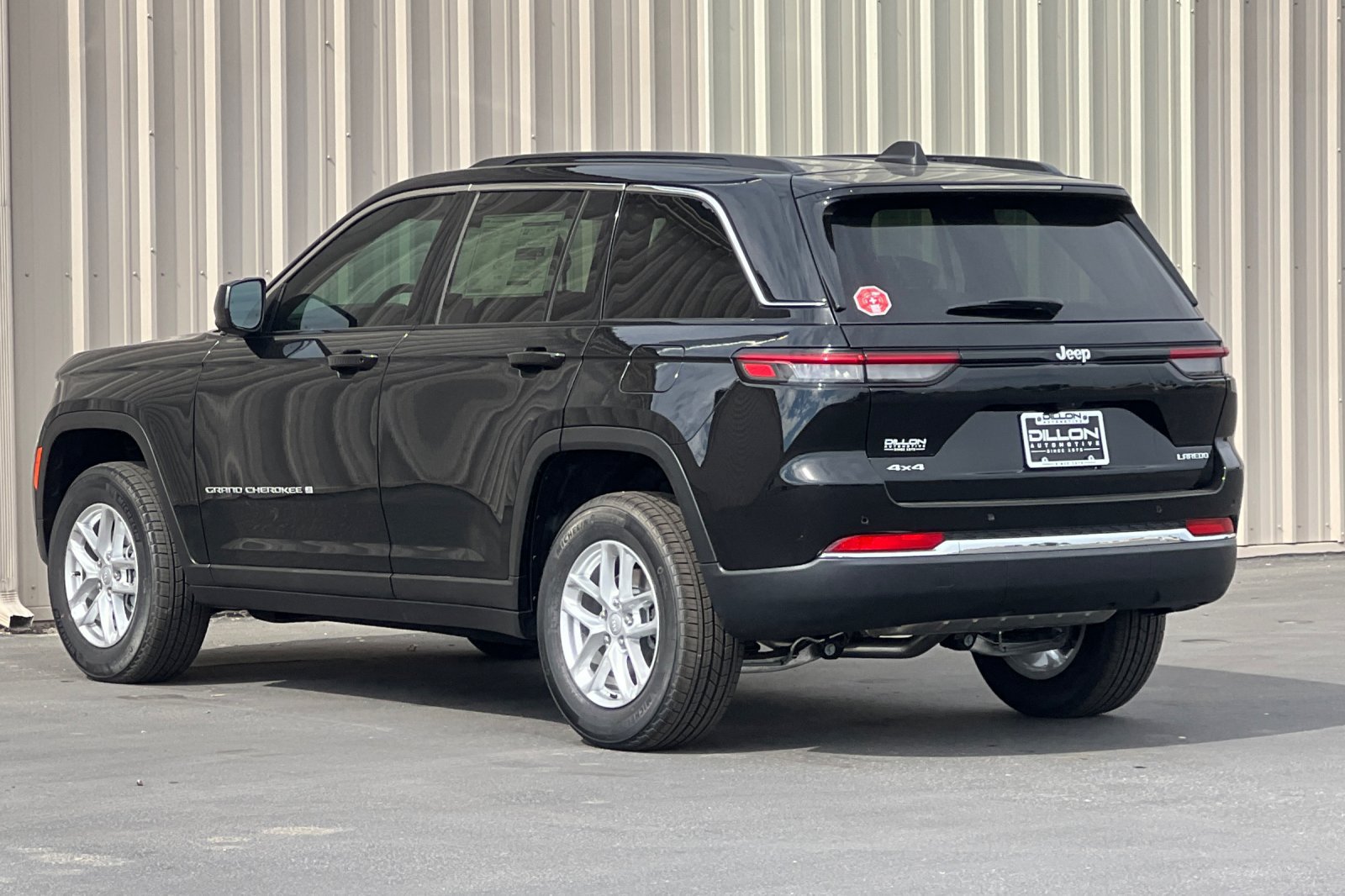 New 2026 Jeep Grand Cherokee Laredo X AWD/4WD image 4