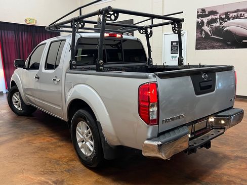 Used 2018 Nissan Frontier SV RWD image 35