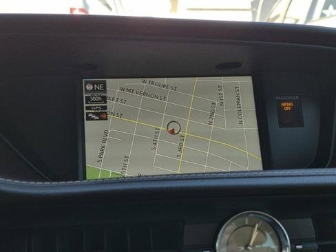 Used 2018 Lexus ES 350 w/ Luxury Package w/Wood Trim image 23