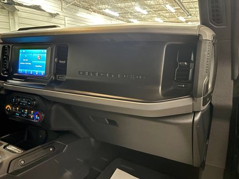 Used 2021 Ford Bronco 4-Door AWD/4WD image 28