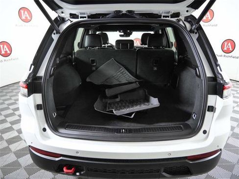 Used 2022 Jeep Grand Cherokee Trailhawk image 10