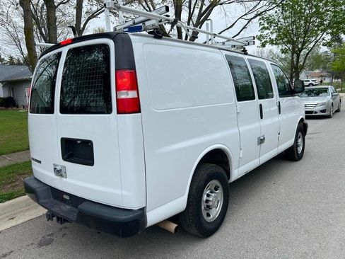 Used 2021 Chevrolet Express 2500 w/ Driver Convenience Package RWD image 8