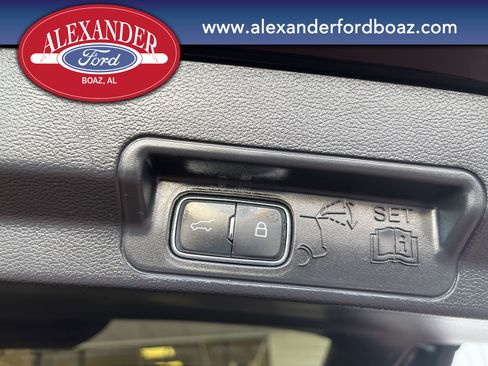 Used 2025 Ford Explorer ST-Line w/ ST-Line Street Pack image 22