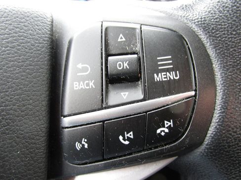 Used 2020 Ford Explorer Limited AWD/4WD image 17