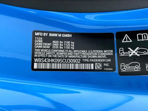 Used 2025 BMW M4 CS AWD/4WD image 33