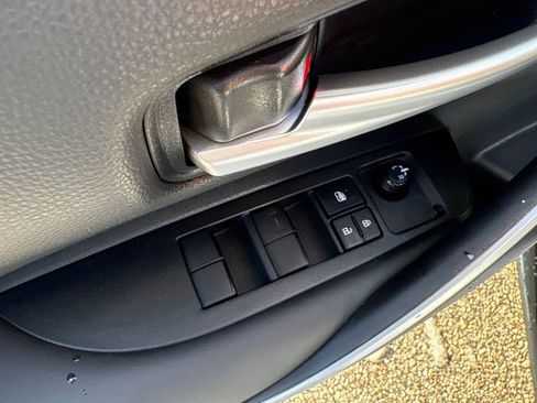 Certified 2024 Toyota Corolla SE image 39