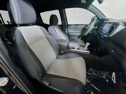 Certified 2023 Toyota Tacoma TRD Sport AWD/4WD image 25
