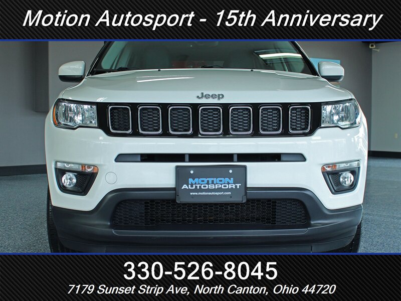 Used 2018 Jeep Compass Latitude w/ Popular Equipment Group AWD/4WD image 3