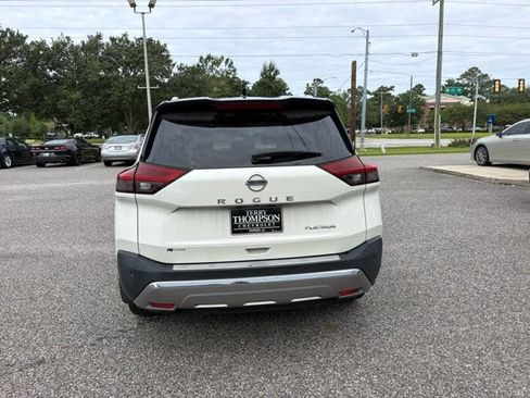 Used 2021 Nissan Rogue Platinum FWD image 6