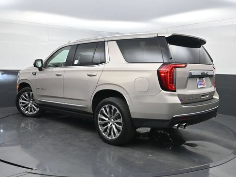 Used 2021 GMC Yukon Denali w/ Denali Premium Package RWD image 25