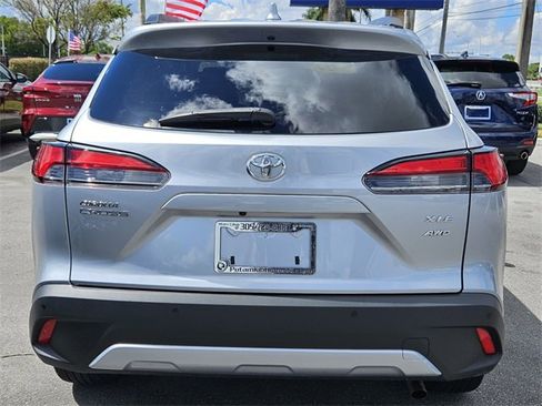 Used 2024 Toyota Corolla Cross XLE image 10