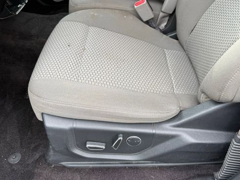 Used 2017 Ford F150 XLT w/ Equipment Group 302A Luxury image 33