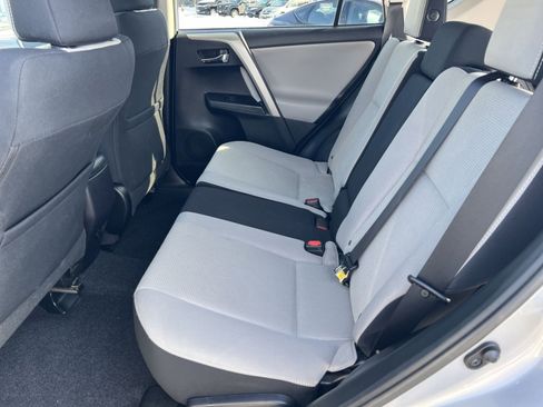 Used 2016 Toyota RAV4 XLE image 25