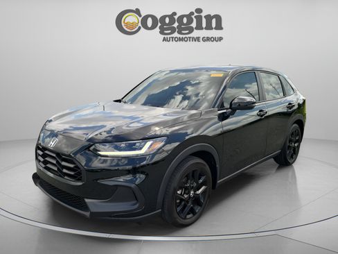 Used 2025 Honda HR-V Sport image 1