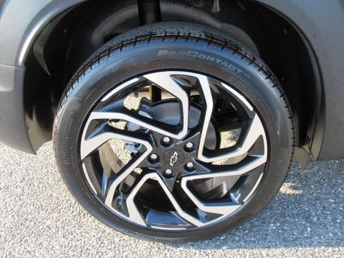 New 2026 Chevrolet TrailBlazer RS w/ Convenience Package FWD image 8