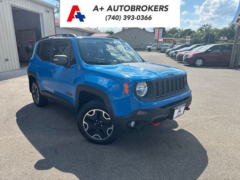 Used 2015 Jeep Renegade Trailhawk w/ Popular Equipment Group AWD/4WD image 1
