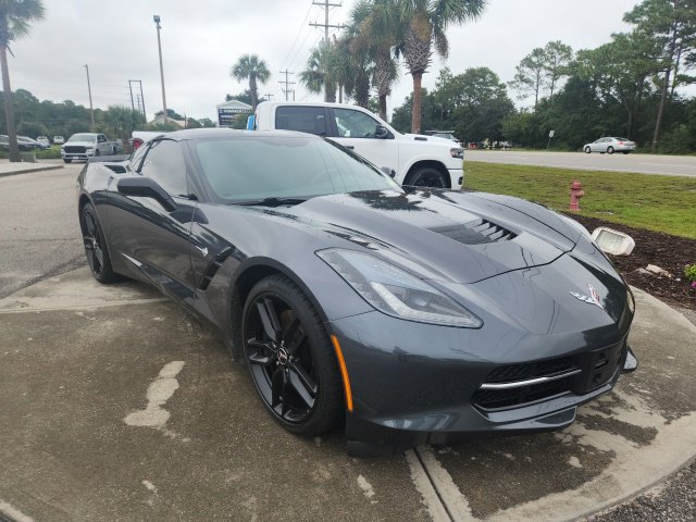 Used 2014 Chevrolet Corvette Stingray Coupe w/ Battery Protection Package RWD image 2