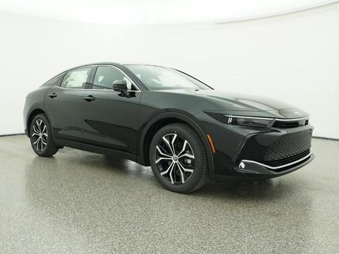 New 2026 Toyota Crown XLE image 3