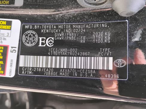 Used 2024 Toyota Camry SE FWD image 34