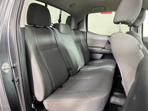 Certified 2017 Toyota Tacoma SR5 w/ Tow Package image 29