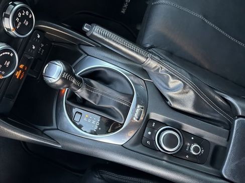 Used 2021 MAZDA MX-5 Miata Grand Touring image 22