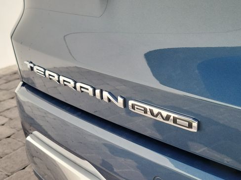 New 2027 GMC Terrain Denali w/ LPO, Floor Liner Package AWD/4WD image 7