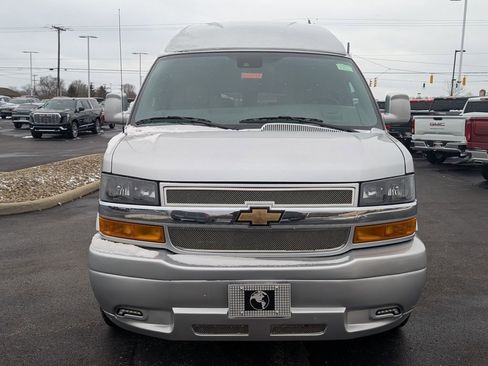 New 2026 Chevrolet Express 2500 Extended w/ Driver Convenience Package image 2