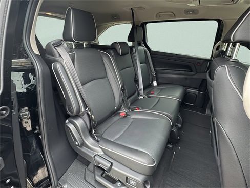 Certified 2026 Honda Odyssey Elite image 20