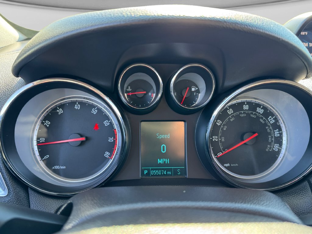Used 2015 Buick Encore Convenience FWD image 12
